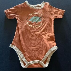 ‼️Mix and Match 3 items for $5‼️Garanimals 18 months onesie